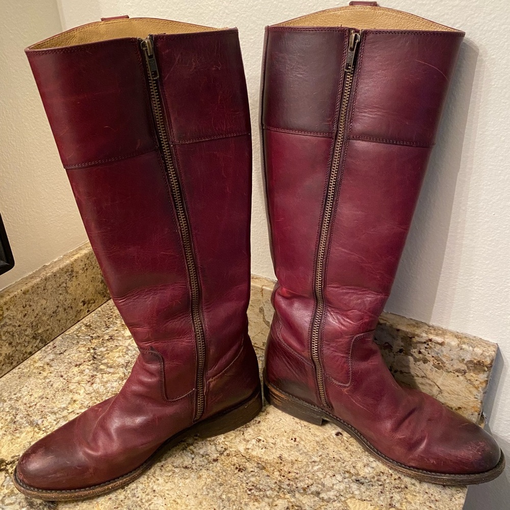 FRYE AND CO. Burgundy Leather Boots - Picture 4 of 7
